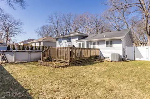 417 Cambridge Rd, Griffith, IN 46319 photo 23