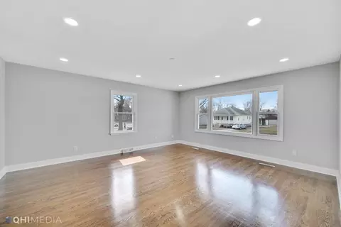 8319 Jackson Ave, Munster, IN 46321 photo 5