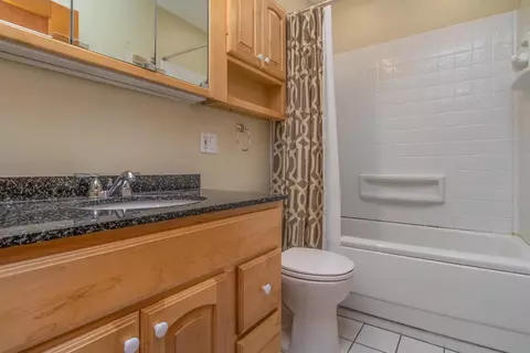 407 N Harvey St, Griffith, IN 46319 photo 19