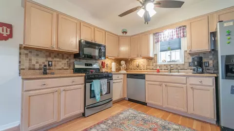 1655 Beech Dr, Crown Point, IN 46307 photo 2