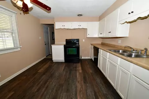 7361 Harold Dr, Fort Wayne, IN 46835 photo 5