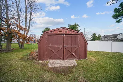 4875 E Robin Ct, Rolling Prairie, IN 46371 photo 26