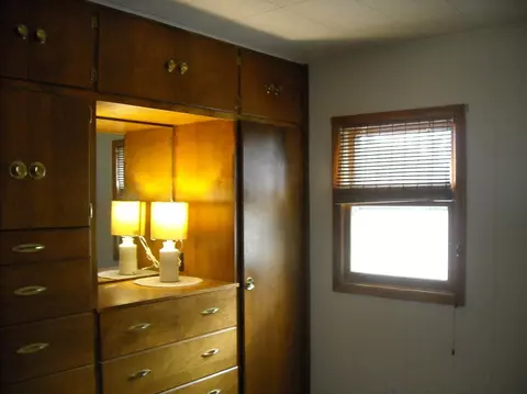 331 E Beam St, Porter, IN 46304 photo 8