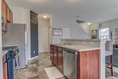 551 Clover Ln, Griffith, IN 46319 photo 11