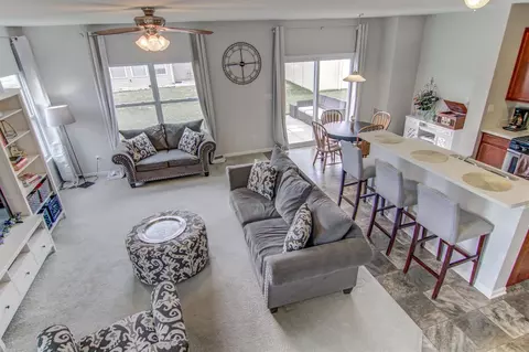 551 Clover Ln, Griffith, IN 46319 photo 14