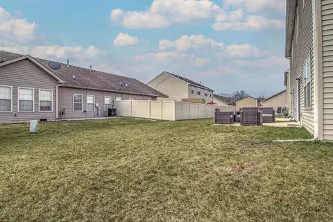 551 Clover Ln, Griffith, IN 46319 photo 24