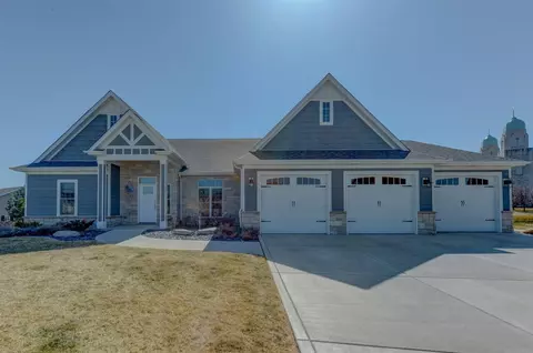 10583 Oakridge Ct, Saint John, IN 46373 photo 1