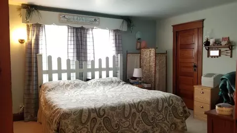 916 E St, La Porte, IN 46350 photo 21