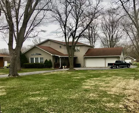 1912 S Colfax St, Griffith, IN 46319 photo 1