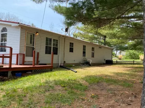 8242 E Mcclintic Rd, Syracuse, IN 46567 photo 2