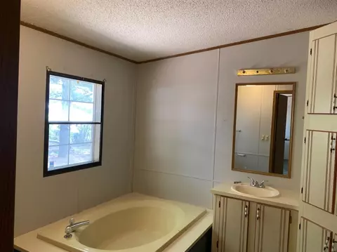 8242 E Mcclintic Rd, Syracuse, IN 46567 photo 20