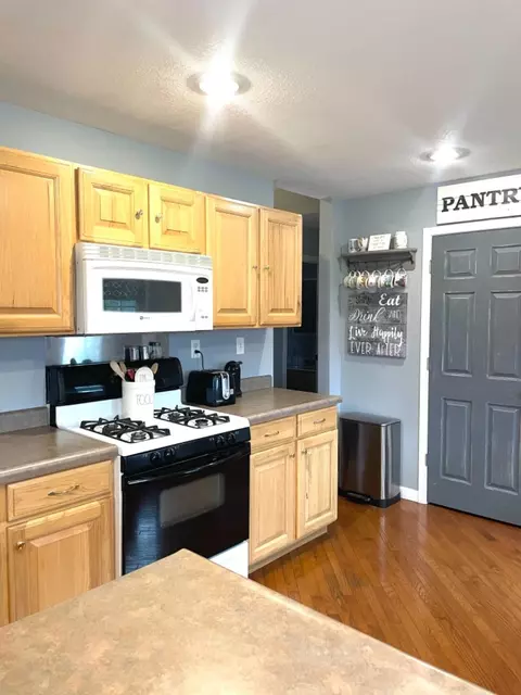 13371 N Oriole Dr, Wheatfield, IN 46392 photo 30