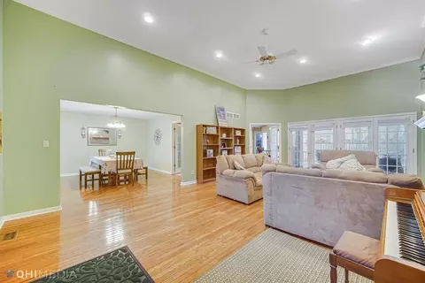 731 W 77th Ave, Dyer, IN 46311 photo 5