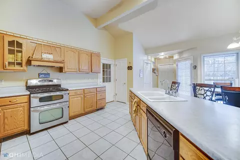 731 W 77th Ave, Dyer, IN 46311 photo 8