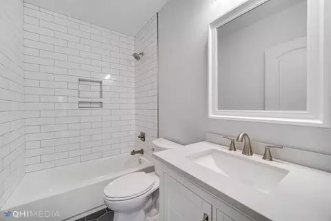 242 N Lafayette St, Griffith, IN 46319 photo 8