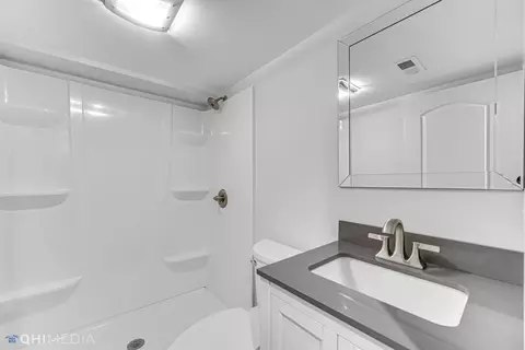242 N Lafayette St, Griffith, IN 46319 photo 5