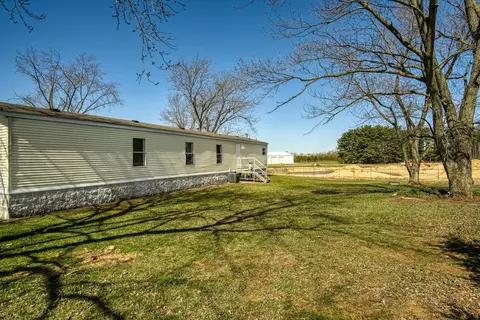 4556 W 1100, Wheatfield, IN 46392 photo 18
