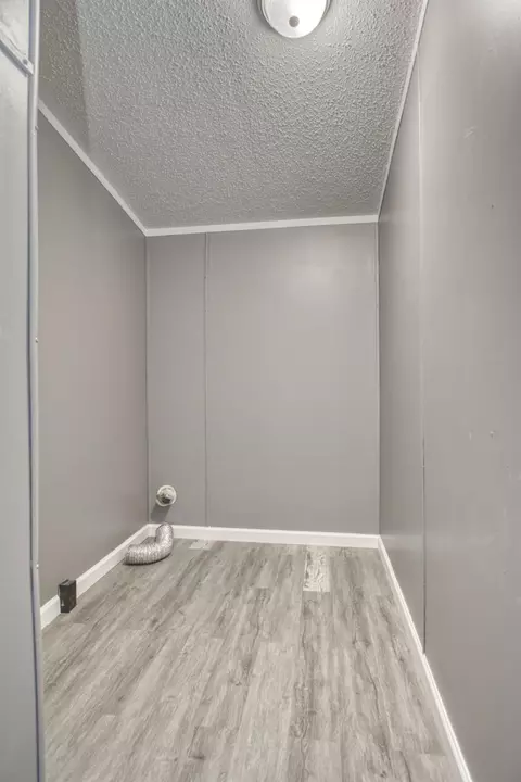 4556 W 1100, Wheatfield, IN 46392 photo 11