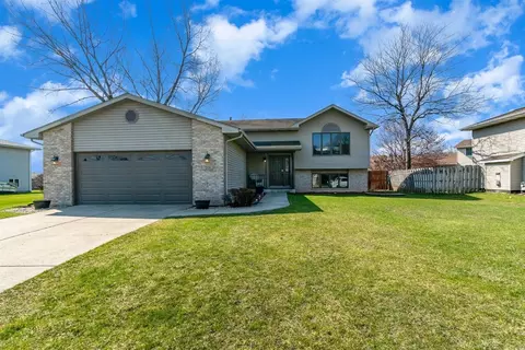 203 Timber Springs Rd, Lowell, IN 46356 photo 1