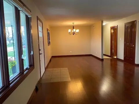 7980 Beech Ave, Munster, IN 46321 photo 5