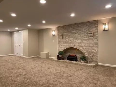 7980 Beech Ave, Munster, IN 46321 photo 28
