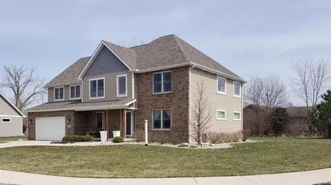 9389 Elle Ave, Saint John, IN 46373 photo 1