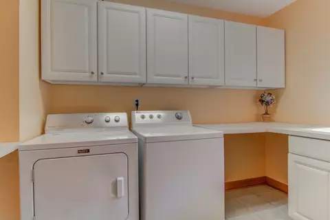 1126 Cornwallis Ln, Munster, IN 46321 photo 17
