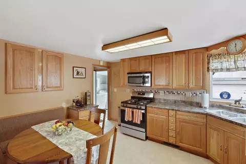 341 Maple Ln, Crown Point, IN 46307 photo 4