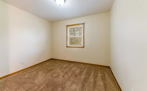1006 E Oak St, Griffith, IN 46319 photo 10