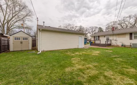 1006 E Oak St, Griffith, IN 46319 photo 13