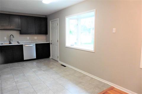 9306 Walnut Dr, Munster, IN 46321 photo 12