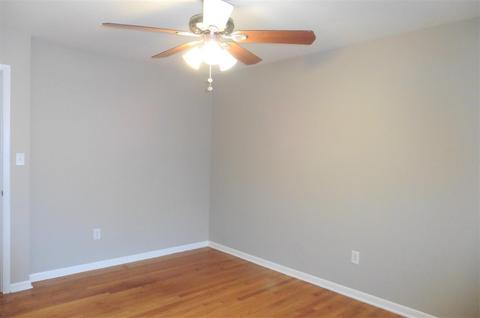 9306 Walnut Dr, Munster, IN 46321 photo 19