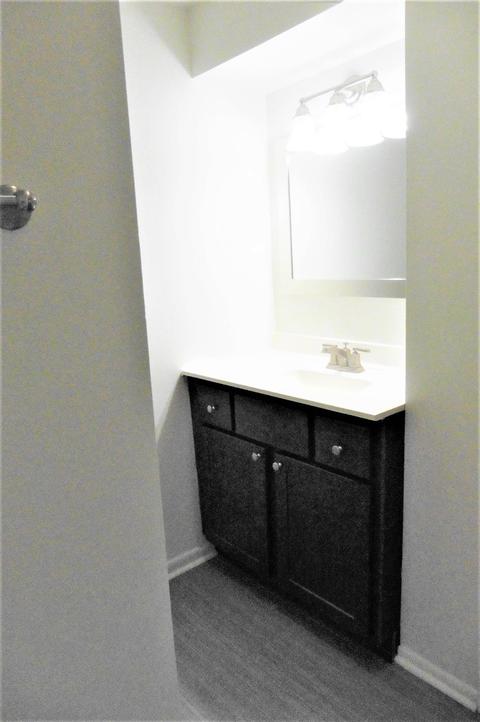 9306 Walnut Dr, Munster, IN 46321 photo 50