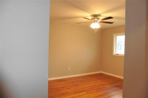 9306 Walnut Dr, Munster, IN 46321 photo 22