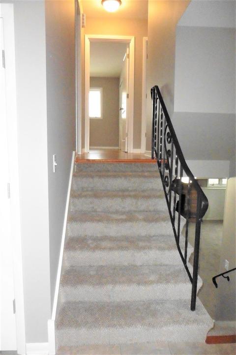 9306 Walnut Dr, Munster, IN 46321 photo 16