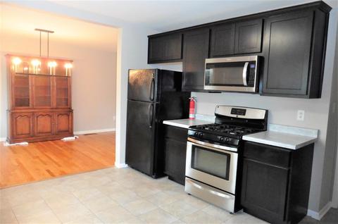 9306 Walnut Dr, Munster, IN 46321 photo 13