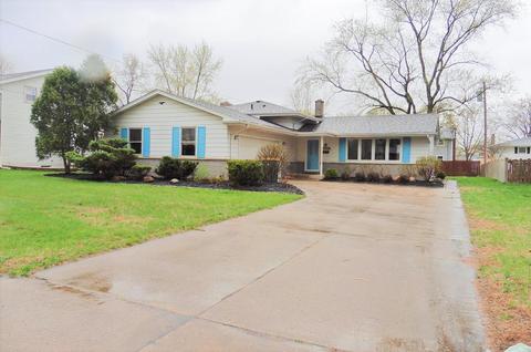 9306 Walnut Dr, Munster, IN 46321 photo 1