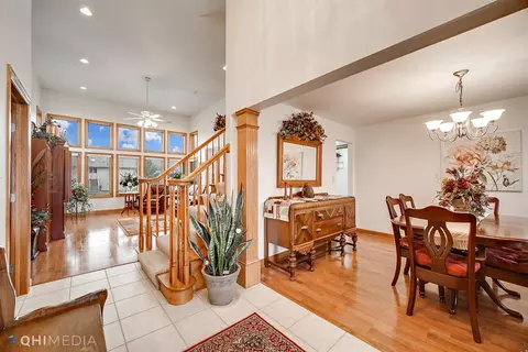 9214 Maple Ct, Saint John, IN 46373 photo 5
