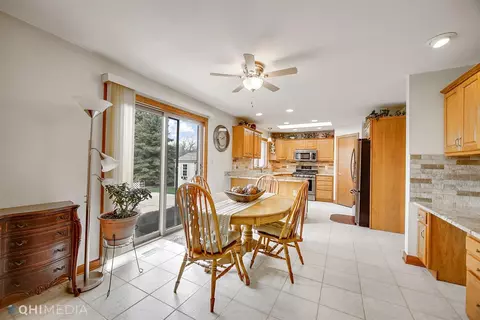 9214 Maple Ct, Saint John, IN 46373 photo 13