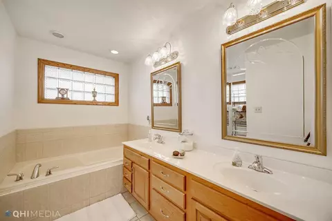9214 Maple Ct, Saint John, IN 46373 photo 18