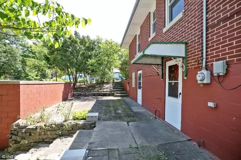 8630 Maple Ave, Gary, IN 46403 photo 3