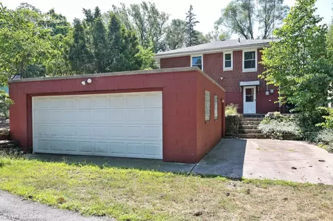 8630 Maple Ave, Gary, IN 46403 photo 2