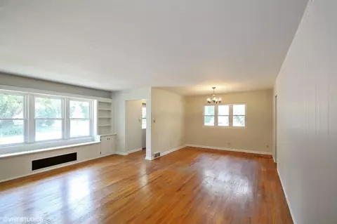 8630 Maple Ave, Gary, IN 46403 photo 4