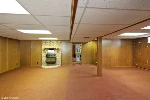 8630 Maple Ave, Gary, IN 46403 photo 12