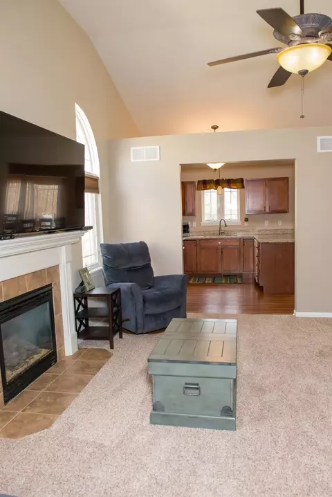 2339 Legend Cir, Chesterton, IN 46304 photo 10
