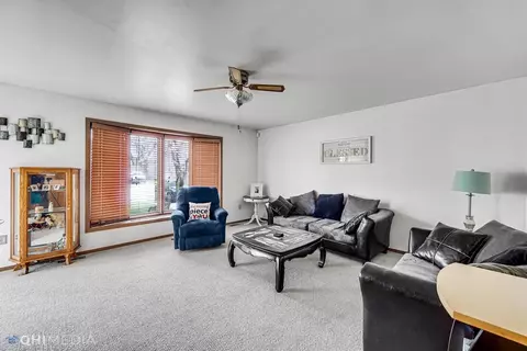 534 N Colfax St, Griffith, IN 46319 photo 3