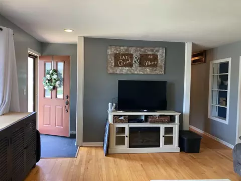 105 Pine St, Lowell, IN 46356 photo 3
