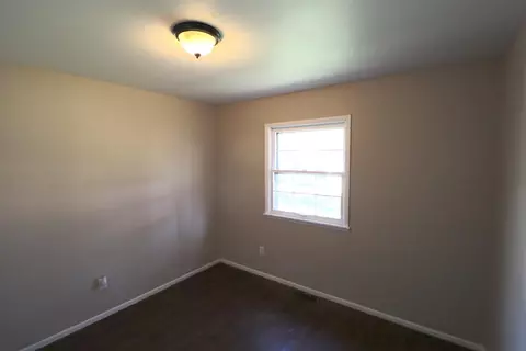 4209 E 5th Pl, Gary, IN 46403 photo 10