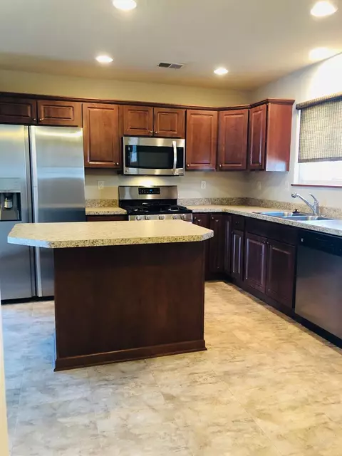 3809 Windslow Dr, Valparaiso, IN 46383 photo 4