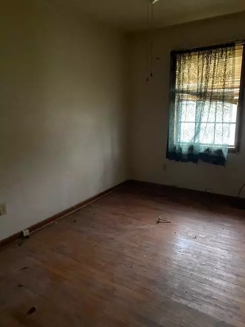 1524 Chase St, Gary, IN 46404 photo 9
